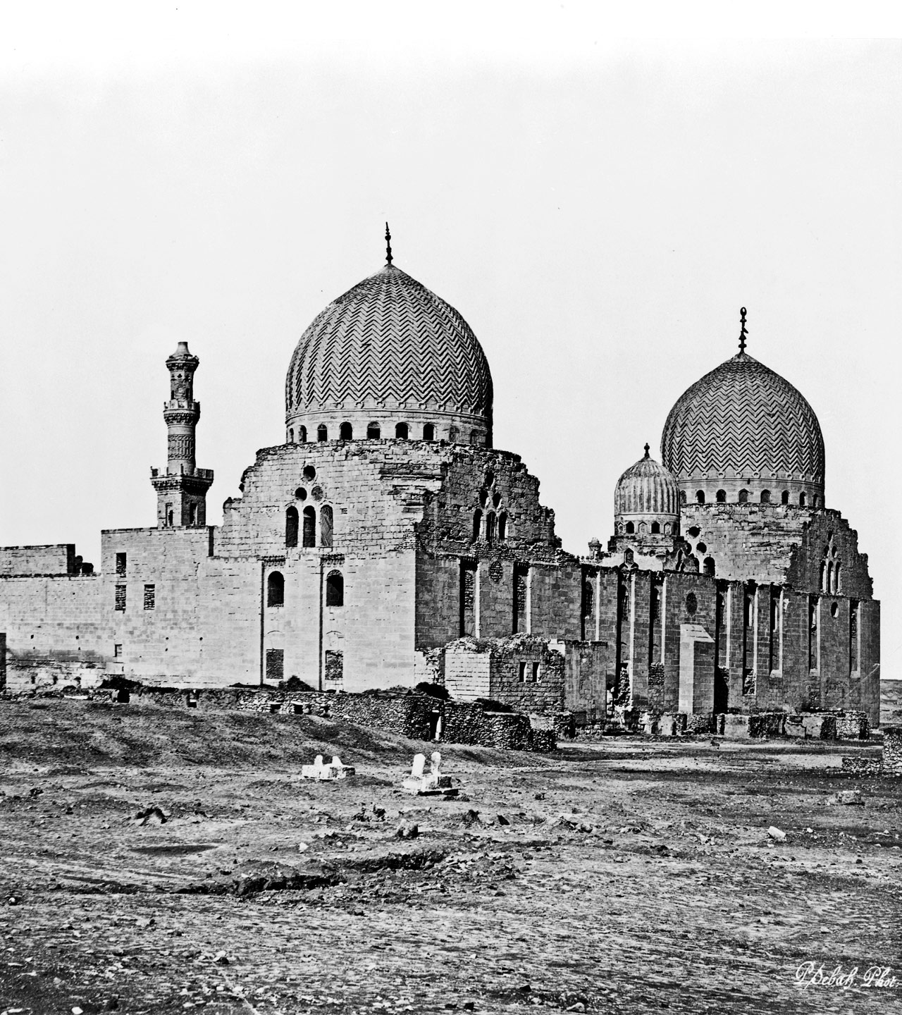 Sultan Barkouk. Tombeau de Calife au Caire / P. Sebah, Phot.